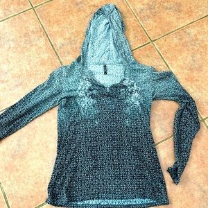 Kuhl Women’s hooded long sleeved shirt